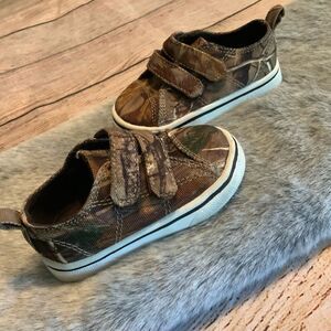 Realtree Baby/Infant Velcro Strap Camo Print Shoes Size 3